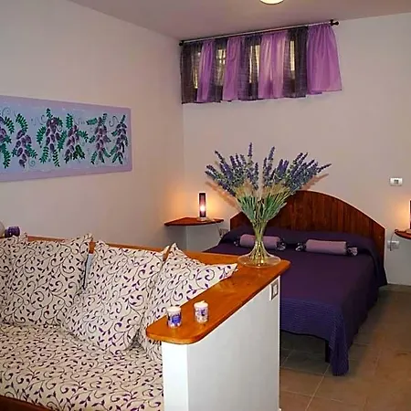 Bed & Breakfast Segni E Impronta 3*